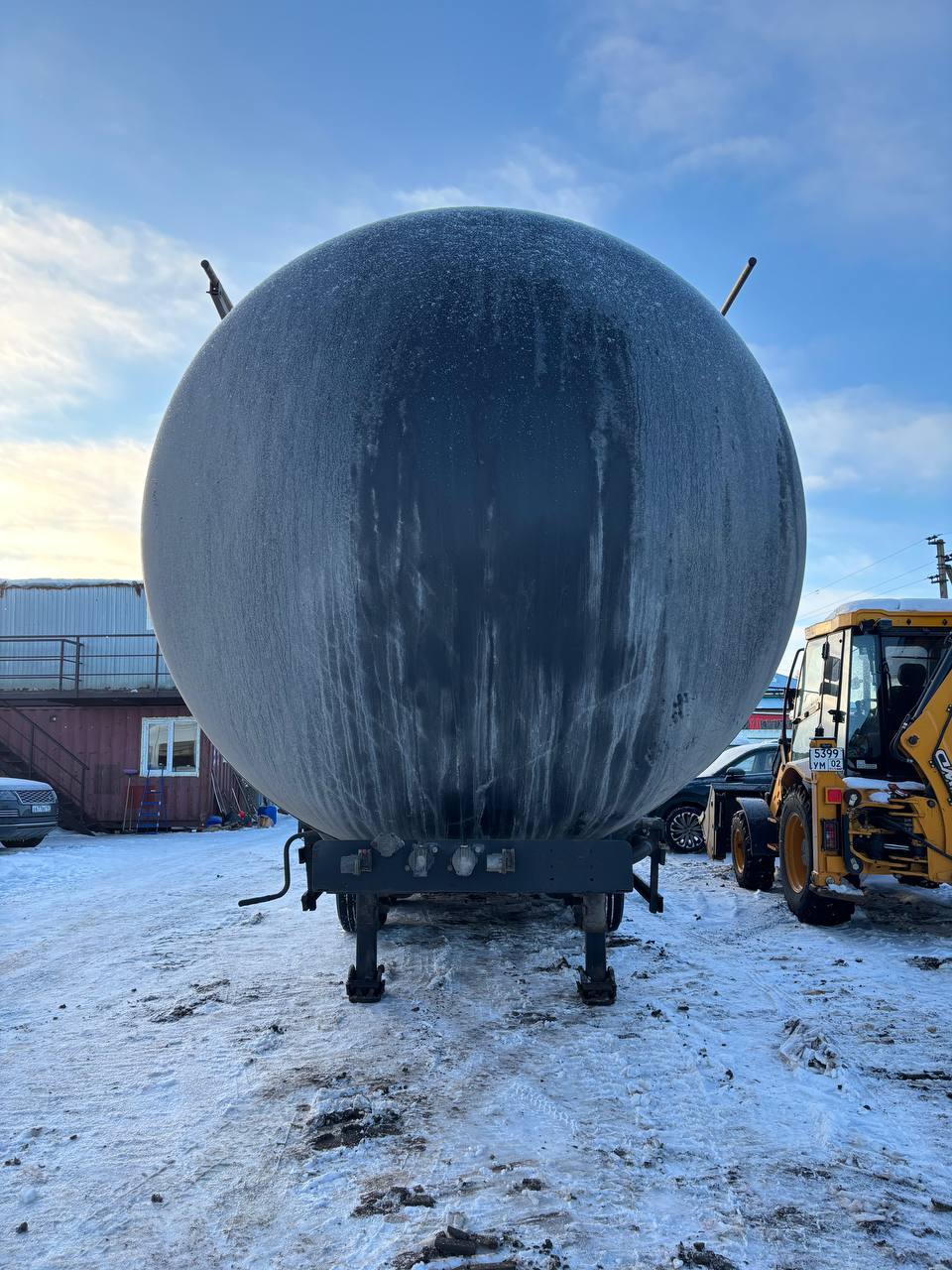 FoxTank 8777 Полуприцеп цистерна 877721 (светлые нефтепродукты)