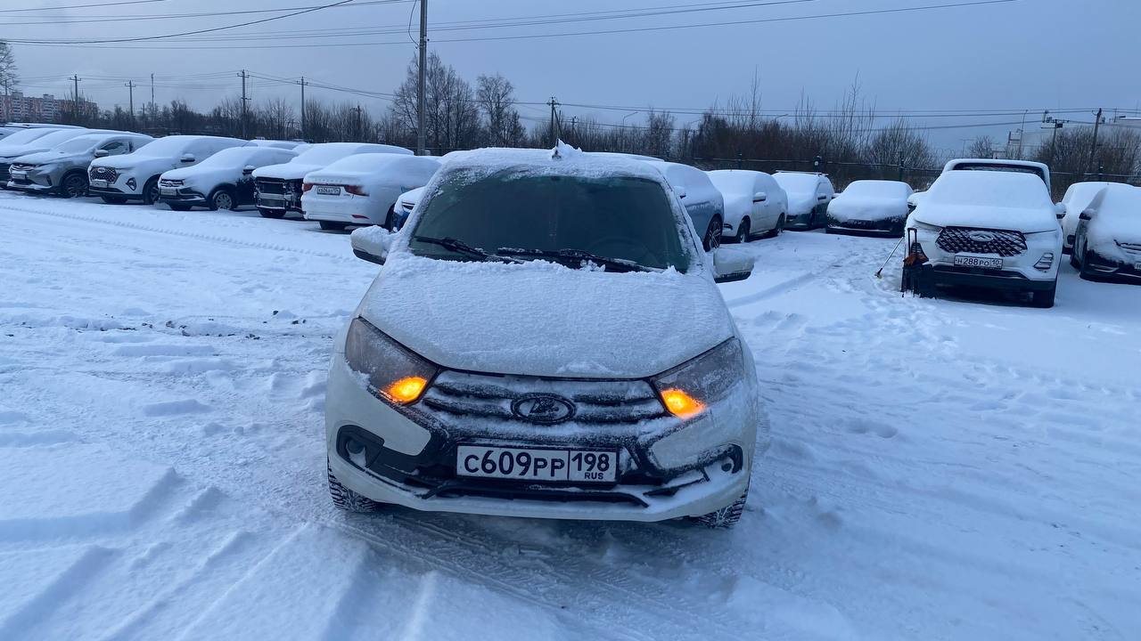 LADA GRANTA Лифтбек Comfort'23 1.6 90hp 5MT