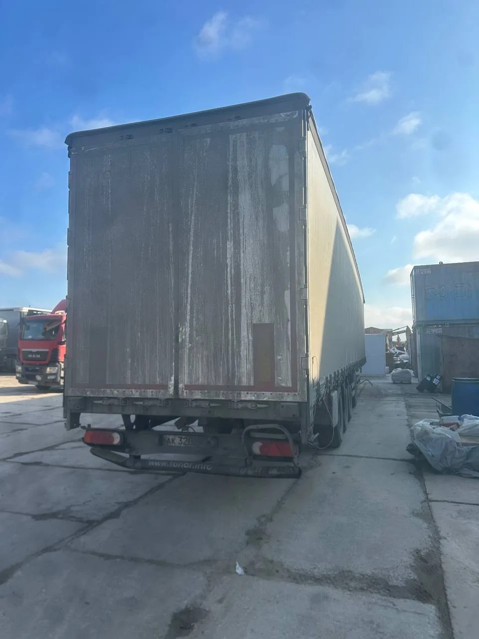 Тонар 97882 Полуприцеп шторный 97882
