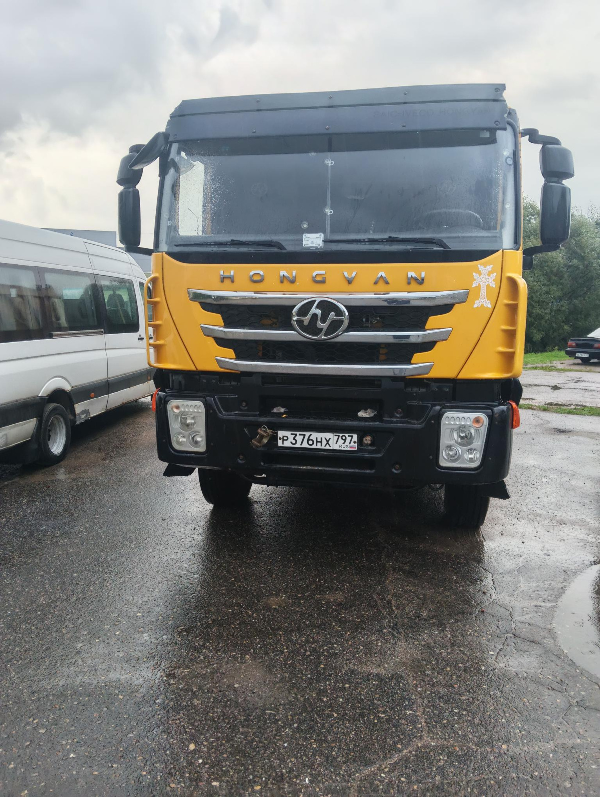 HONGYAN 908 6x4 Самосвал CQ3346HV35 (Дизельный, 8,7 л, 347 л.с., МТ)