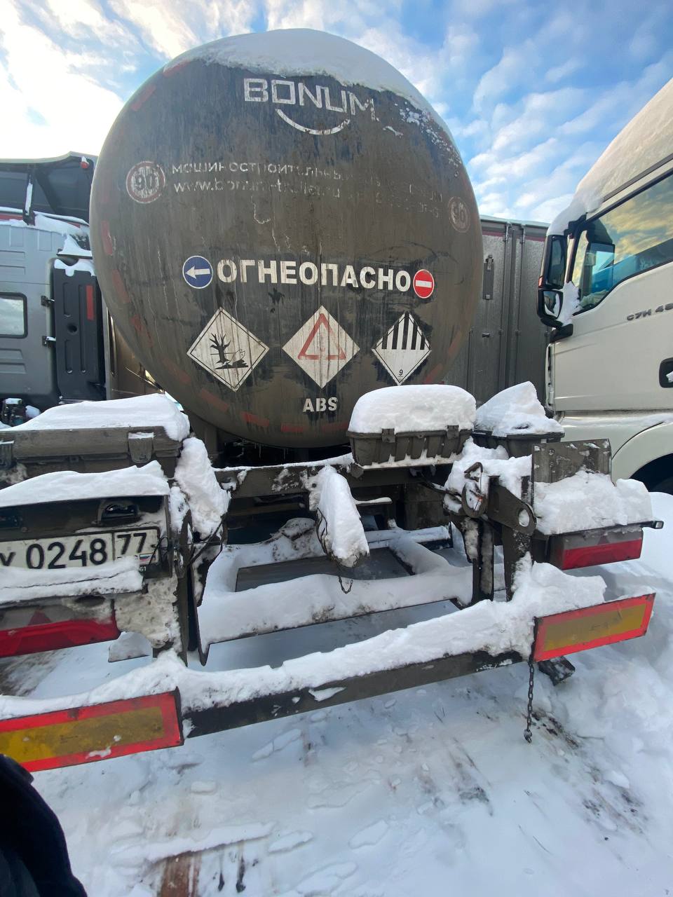 BONUM 914221 Полуприцеп цистерна BONUM 914221.02