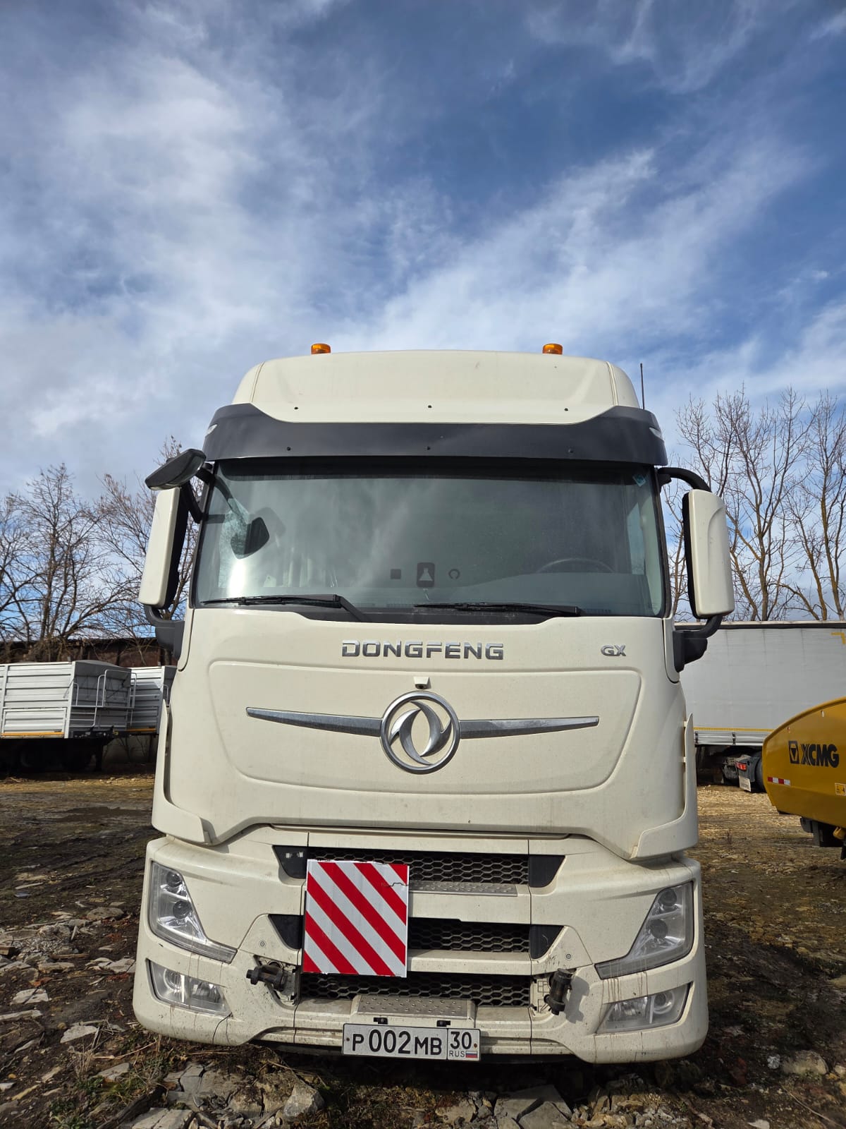 DongFeng GX 4x2 Седельный тягач DFH4180 (Дизельный, 13,0 л, 509 л.с., АТ)