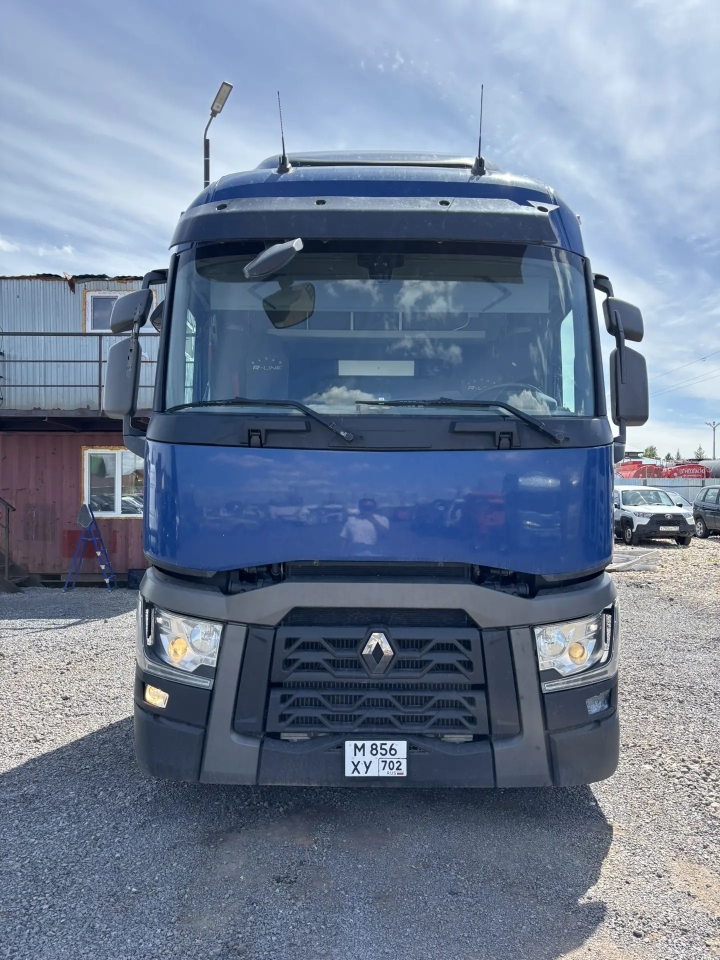 Renault T 4x2 Седельный тягач T 4x2 (Дизельный, 10,8 л, 439 л.с., АТ)