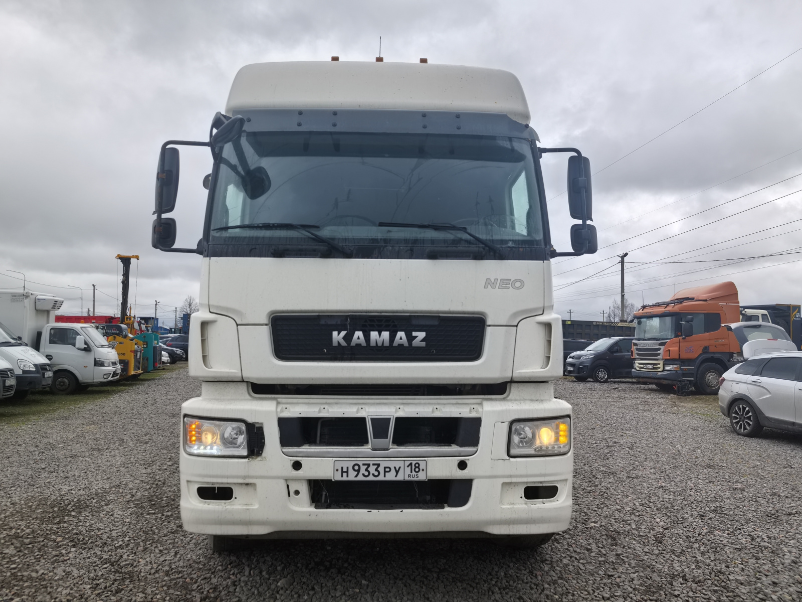 КамАЗ М1840 4x2 Седельный тягач 5490-S5 (Дизельный, 12,0 л, 401 л.с., МТ)