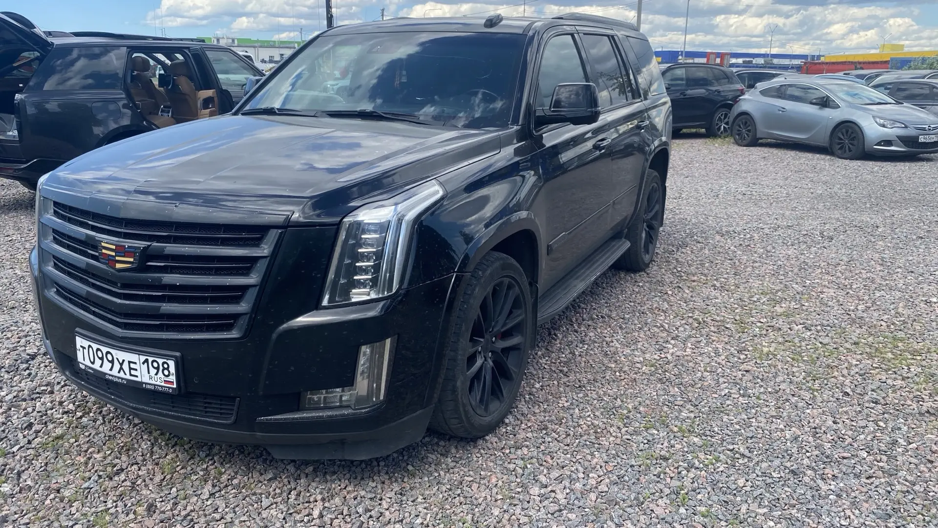Cadillac ESCALADE 6.2 V8 Platinum (409 л.с.)