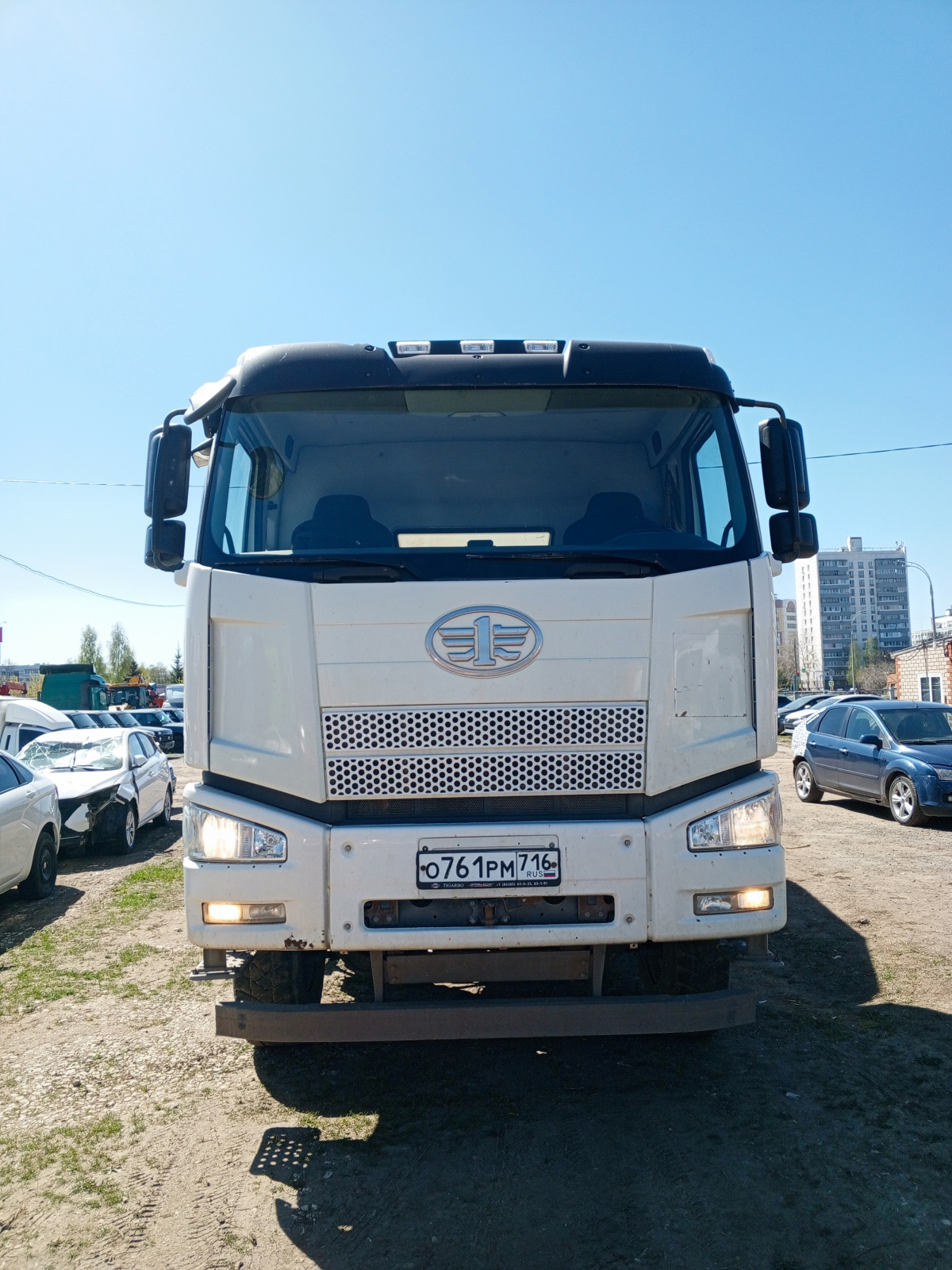 FAW J6 6x4 Автобетоносмеситель 704783-30 (Дизельный, 8,6 л, 376 л.с., МТ)