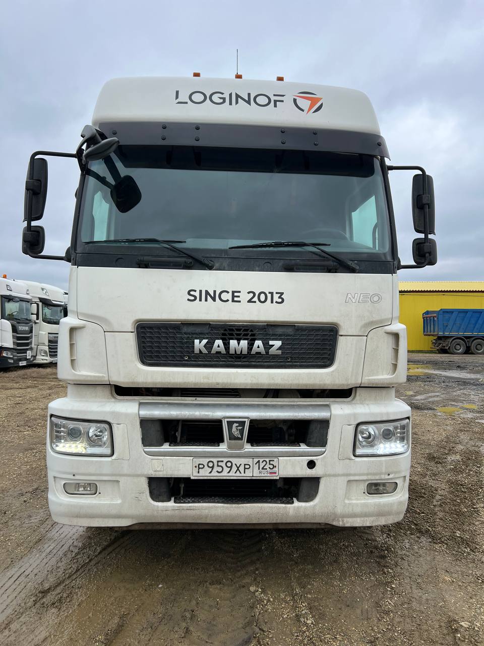 КамАЗ 5490 4x2 Седельный тягач 5490-DC (Дизельный, 12,0 л, 401 л.с., МТ)