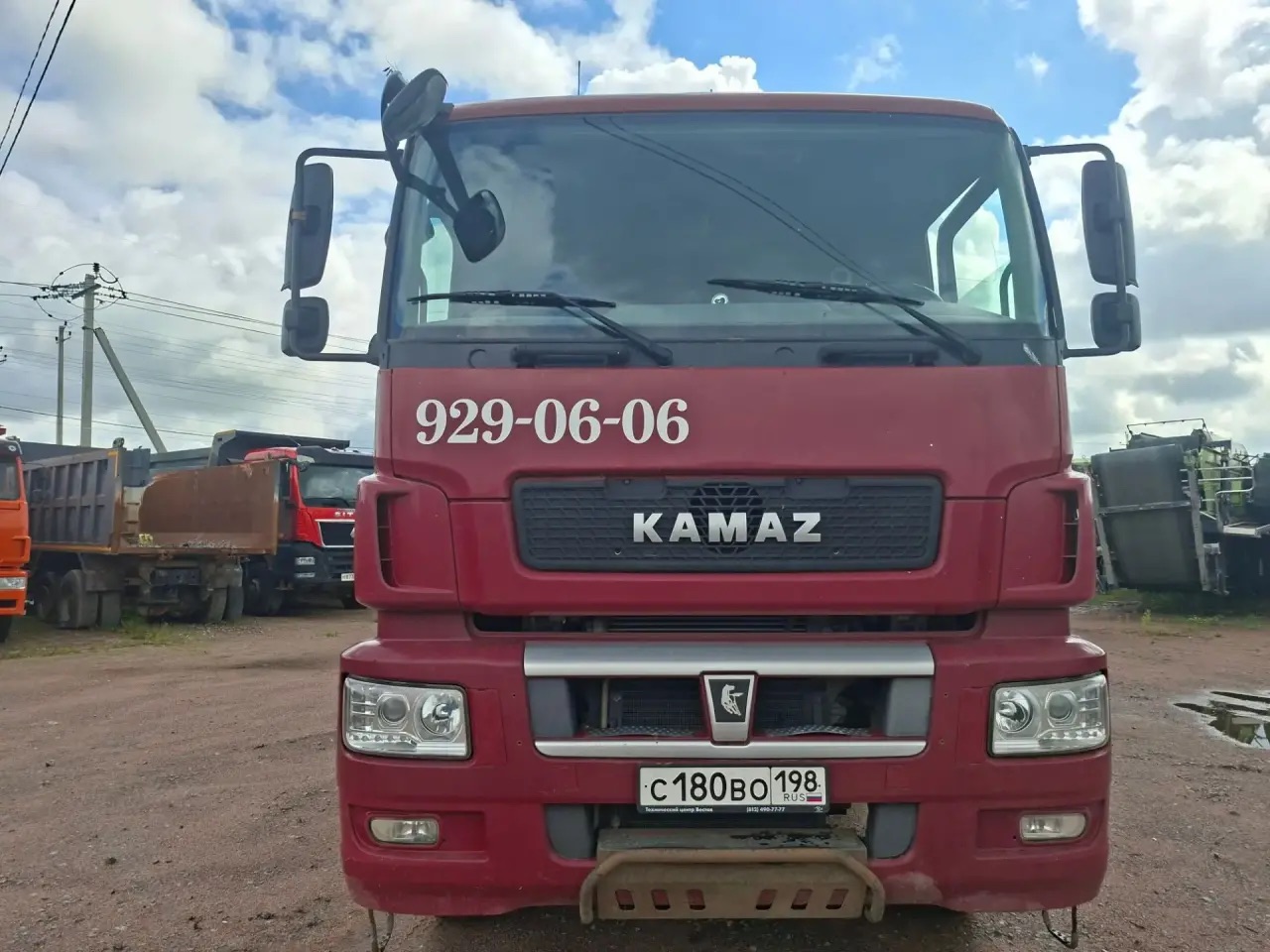 КамАЗ 65801 8x4 Самосвал 65801-T5 (Дизельный, 12,0 л, 428 л.с., МТ)