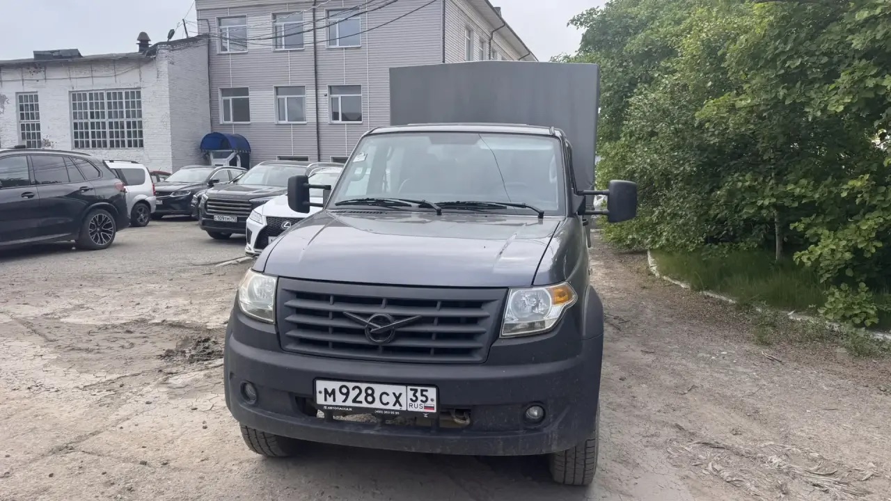UAZ Profi 236324 (Борт/Тент, Бензиновый, 2,7 л, 150 л.с.)