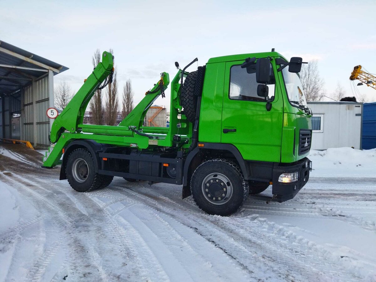 МАЗ 590625 4x2 Бункеровоз 590625-030 (Дизельный, 7.5 л, 264 л.с. МТ)