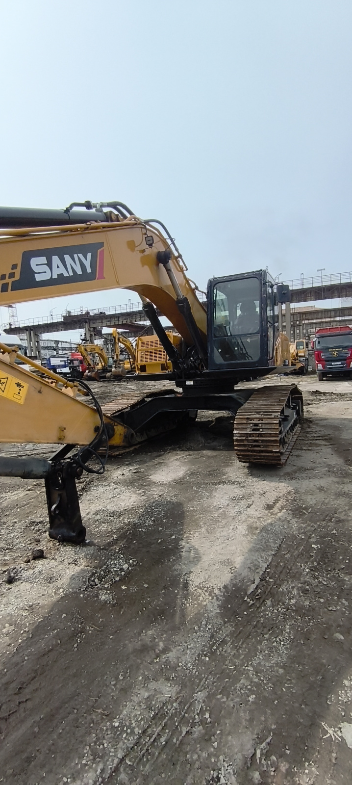 SANY SY245* Экскаватор лесозаготовительный SY245F (Дизельный, 6,5 л, 175 л.с., АТ)