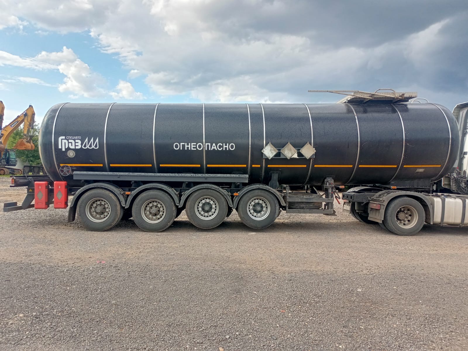 ГРАЗ 9532* Полуприцеп цистерна 95323A-0000010P, 2024г.