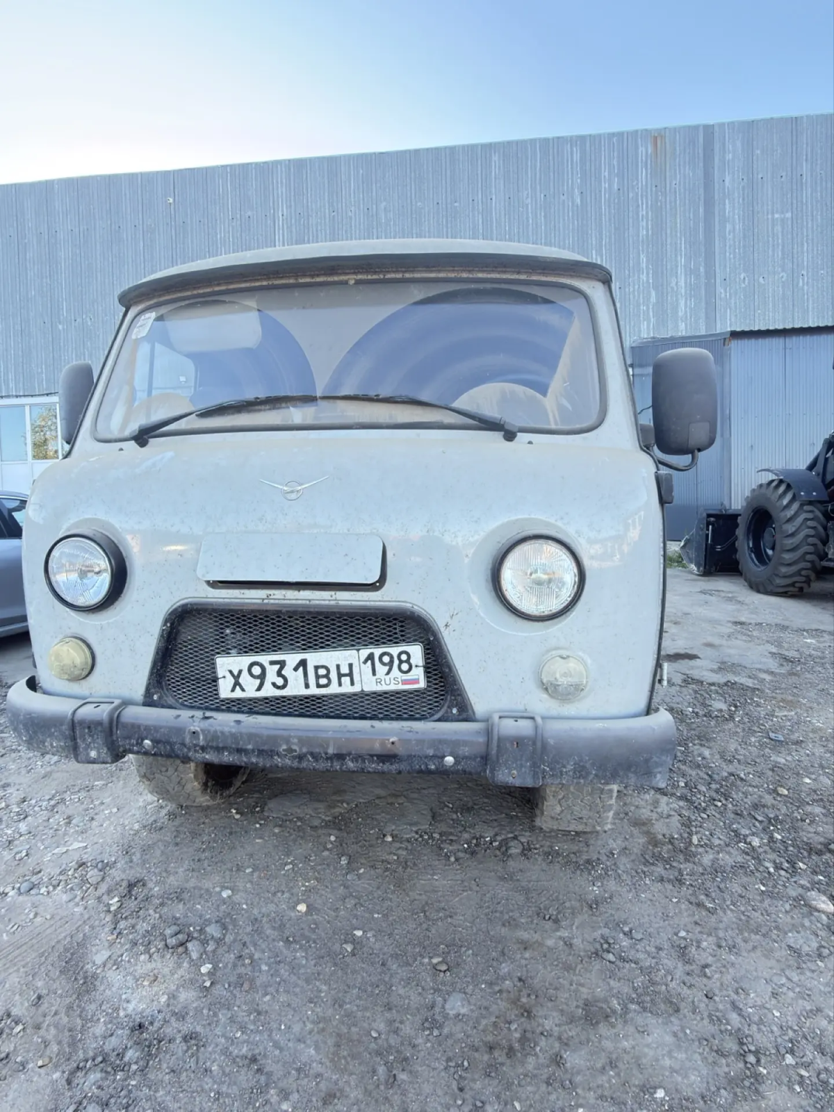 UAZ 3909* Грузопассажирский 390995 (Грузопассажирский, 4+1 мест, без ABS, Бензиновый, 2,7 л, 112 л.с.)