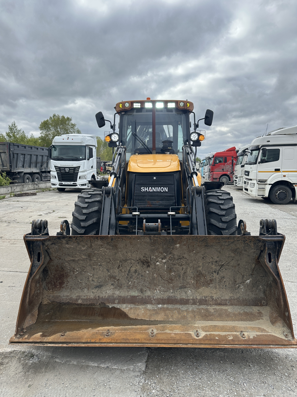 SHANMON 388 Экскаватор-погрузчик 388H (Дизельный, 4,8 л, 102 л.с., АТ)