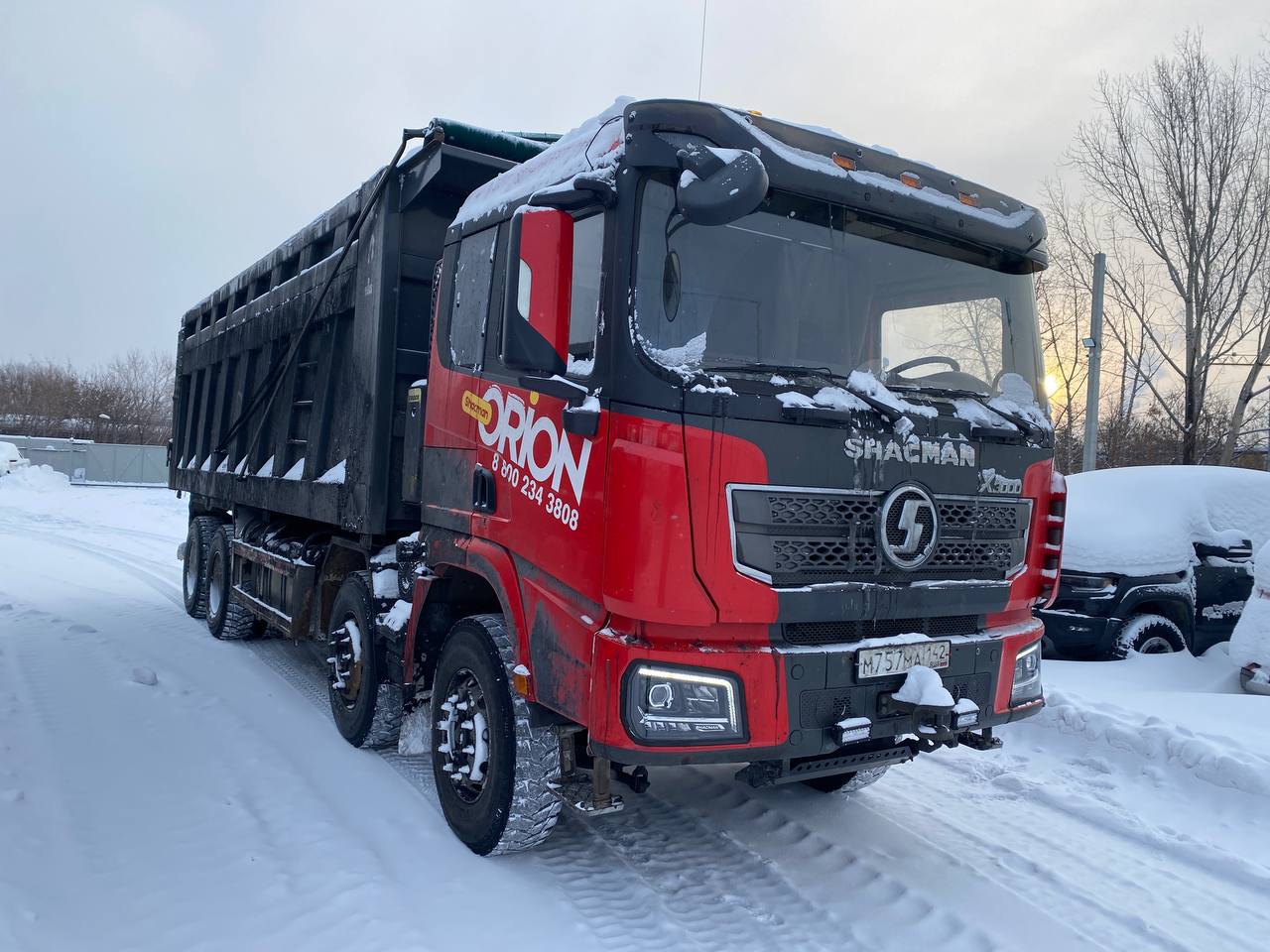 Shacman (Shaanxi) SX* 8x4 Самосвал SX33186W366C (Дизельный, 10,8 л, 441 л.с., МТ), 2023г., 237000 км
