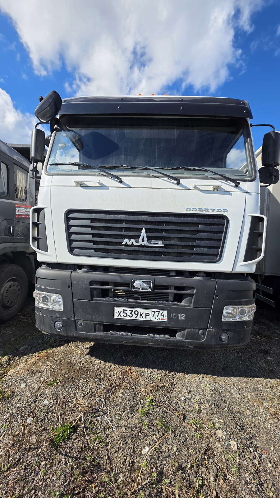 МАЗ 5440 4x2 Седельный тягач 544028-570-031 (Дизельный, 11,8 л, 428 л.с., МТ)