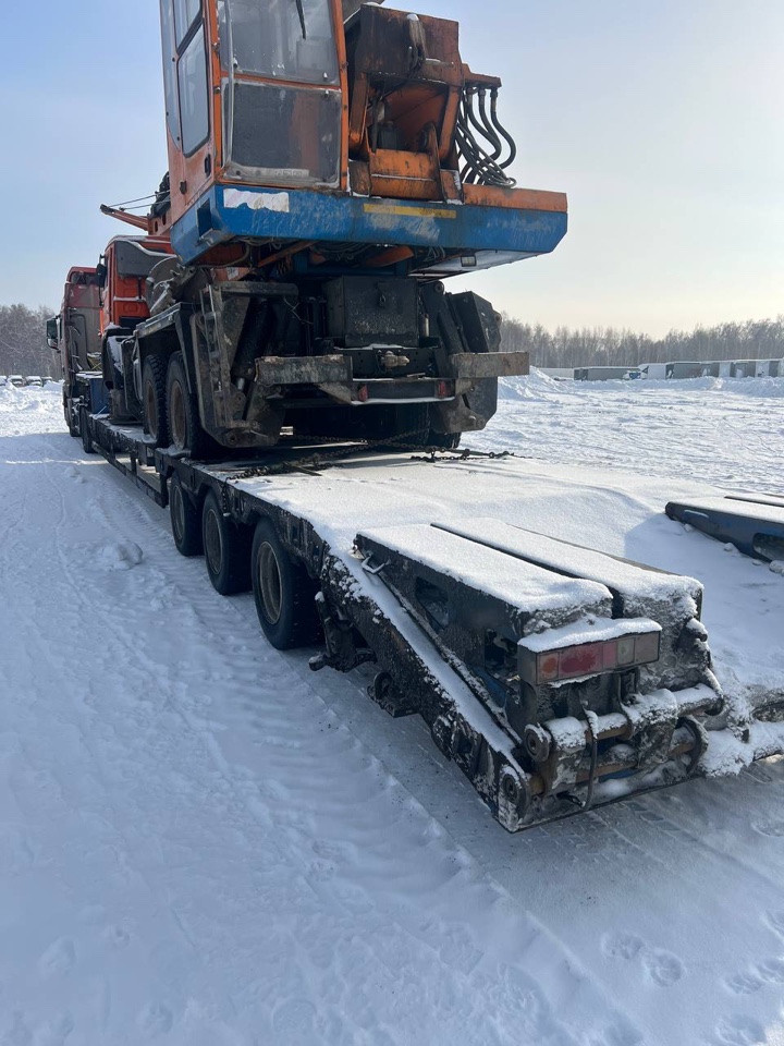 ЧМЗАП 9906* Полуприцеп тяжеловоз 3 оси 99064E-05 (Не раздвижной)