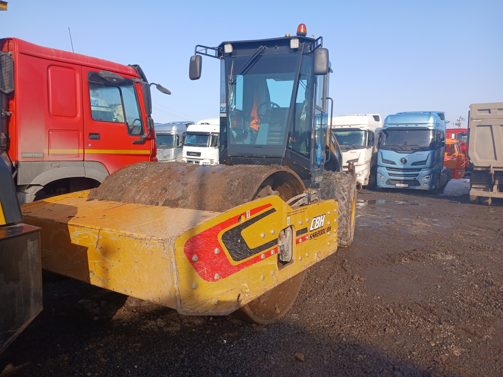 SANY SSR* Каток SSR200C-8H (Дизельный, 6,8 л, 200 л.с., АТ)