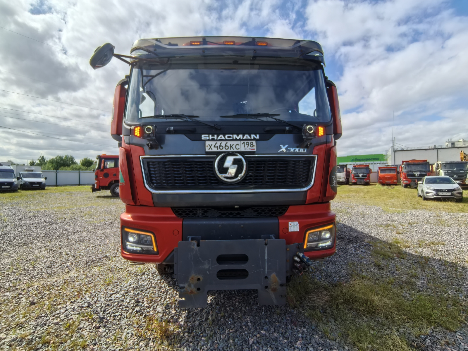 Shacman (Shaanxi) SX* 6x4 КДМ ЭД600АКМН (Дизельный, 11,6 л, 423 л.с., МТ)