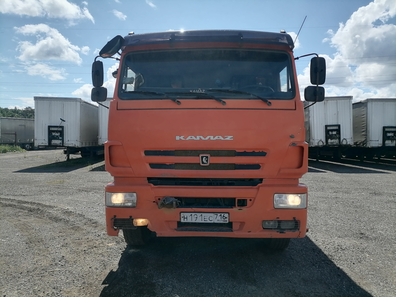 КамАЗ 6520 6x4 Самосвал 6520-53 (Дизельный, 11,8 л, 400 л.с., МТ)