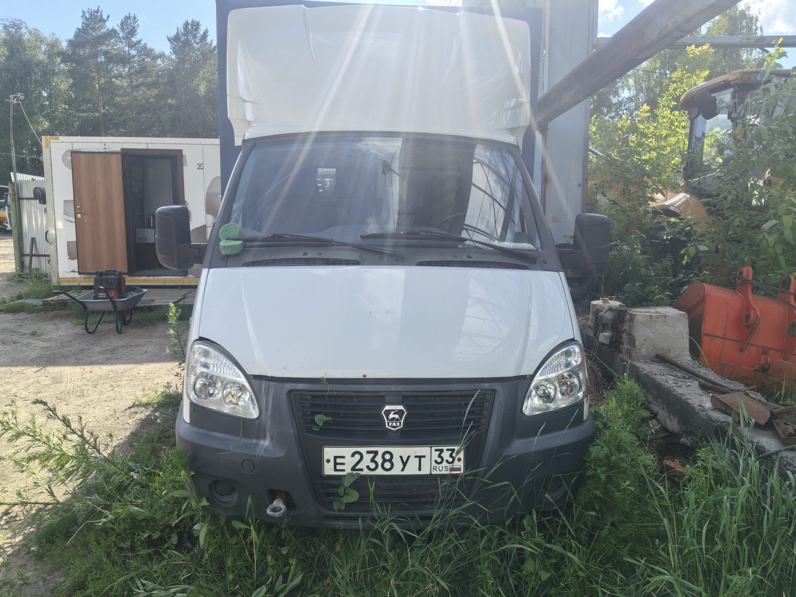 GAZ GAZELLE BUSINESS Бортовой (Евроборт) 278830 (Бортовой, Бензиновый, 2,7 л, 107 л.с.)