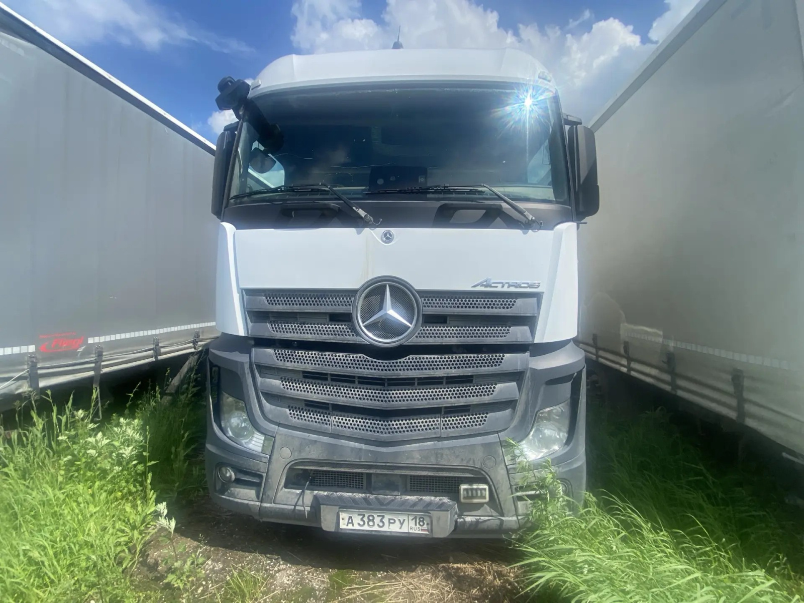 Mercedes-Benz ACTROS 4x2 Седельный тягач 1848 (Дизельный, 12,8 л, 476 л.с., АТ)