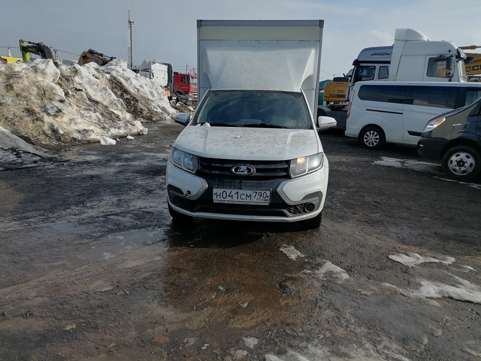 LADA LARGUS Промтоварный LRGS0H3 (Бензиновый, 1,6 л, 106 л.с.), 2022г.