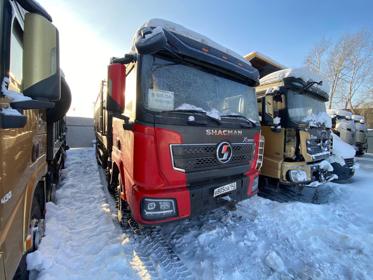 Shacman (Shaanxi) SX* 8x4 Самосвал SX33186W366C (Дизельный, 10,8 л, 441 л.с., МТ), 2023г., 1000 км