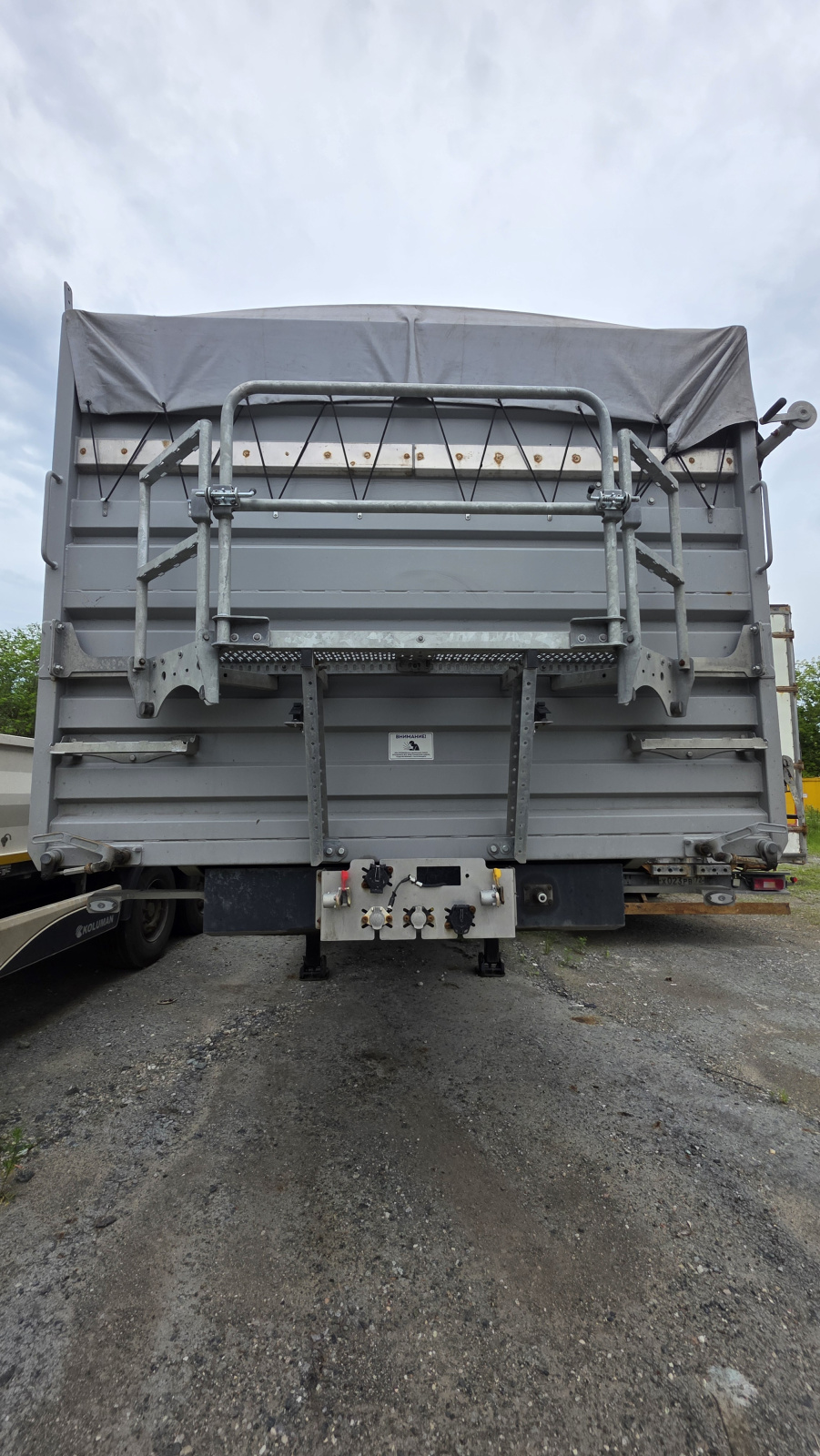 BONUM 9142* Полуприцеп зерновоз 914296-01