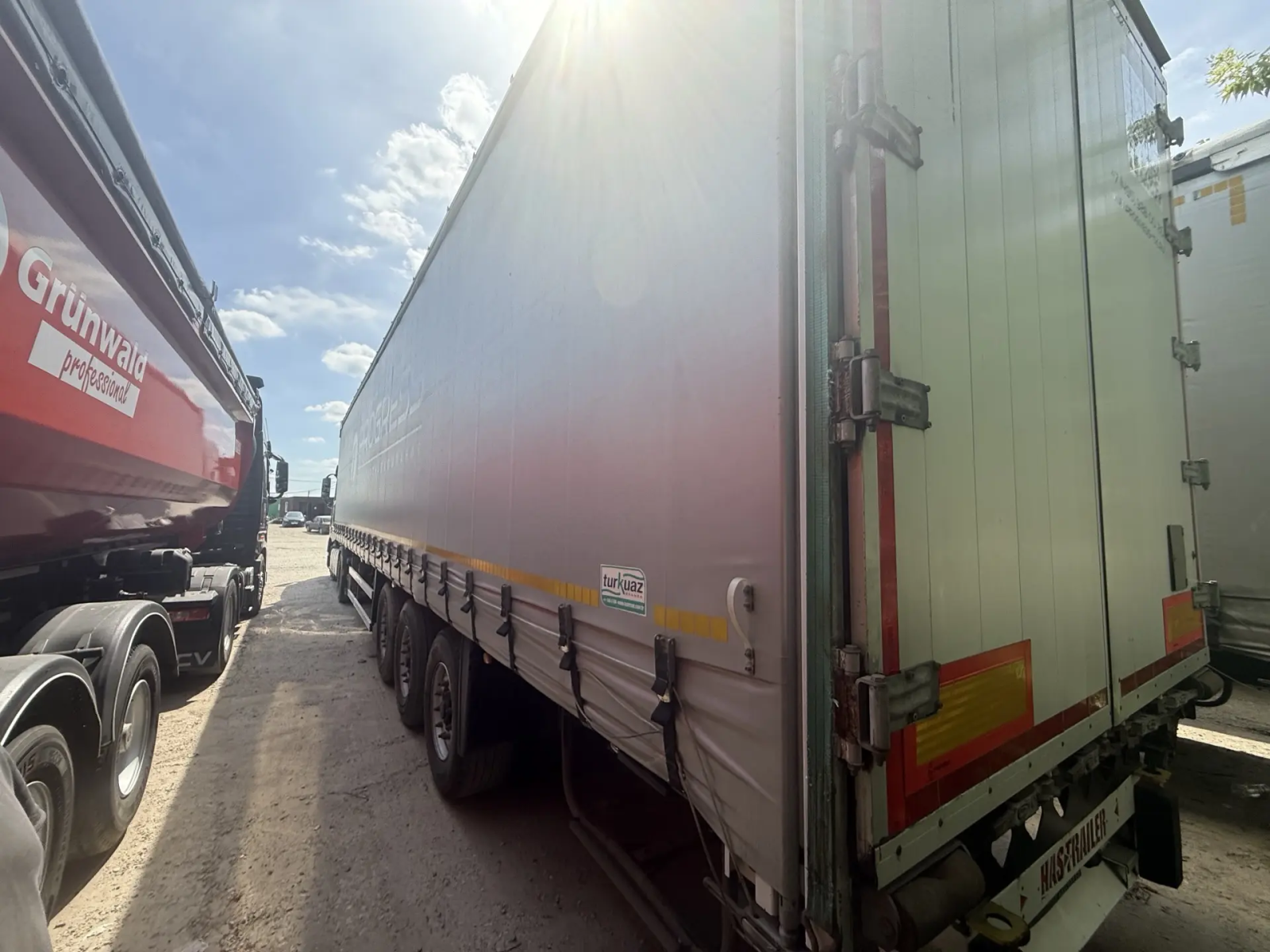 HASTRAILER HASLINER Полуприцеп шторный 3 оси 06