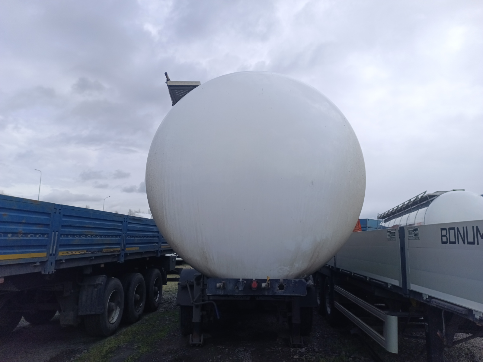 FoxTank 8777 Полуприцеп цистерна 877722