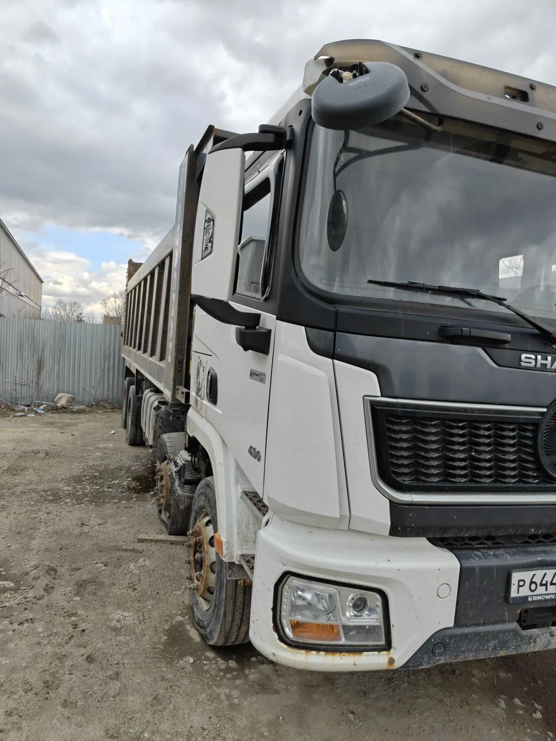 Shacman (Shaanxi) SX* 8x4 Самосвал SX33186T366 (Дизельный, 11,6 л, 430 л.с., МТ), 2024г., 128789 км