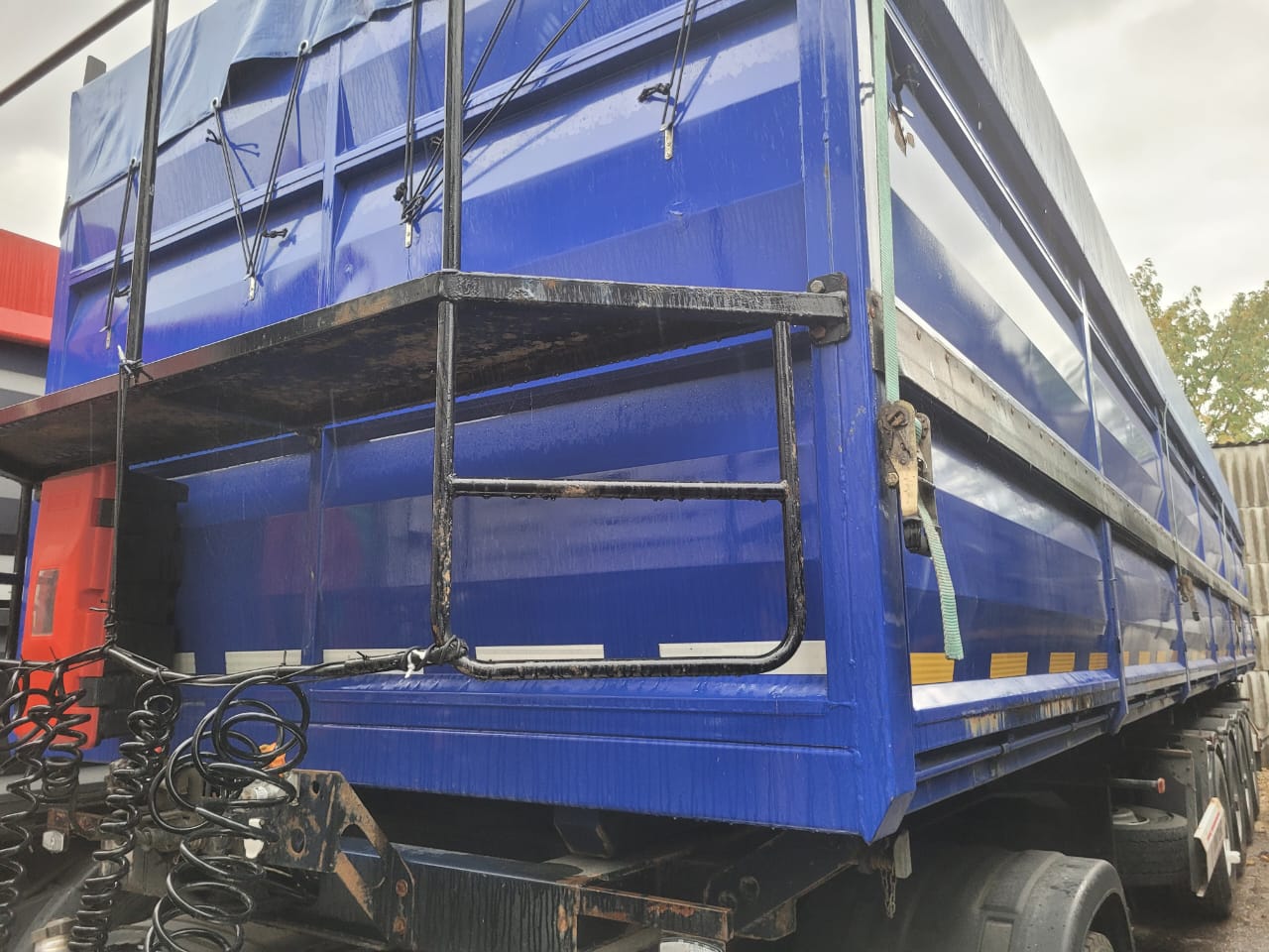 ПК ИНТЕРПРИЦЕП 8533* Полуприцеп зерновоз 853383