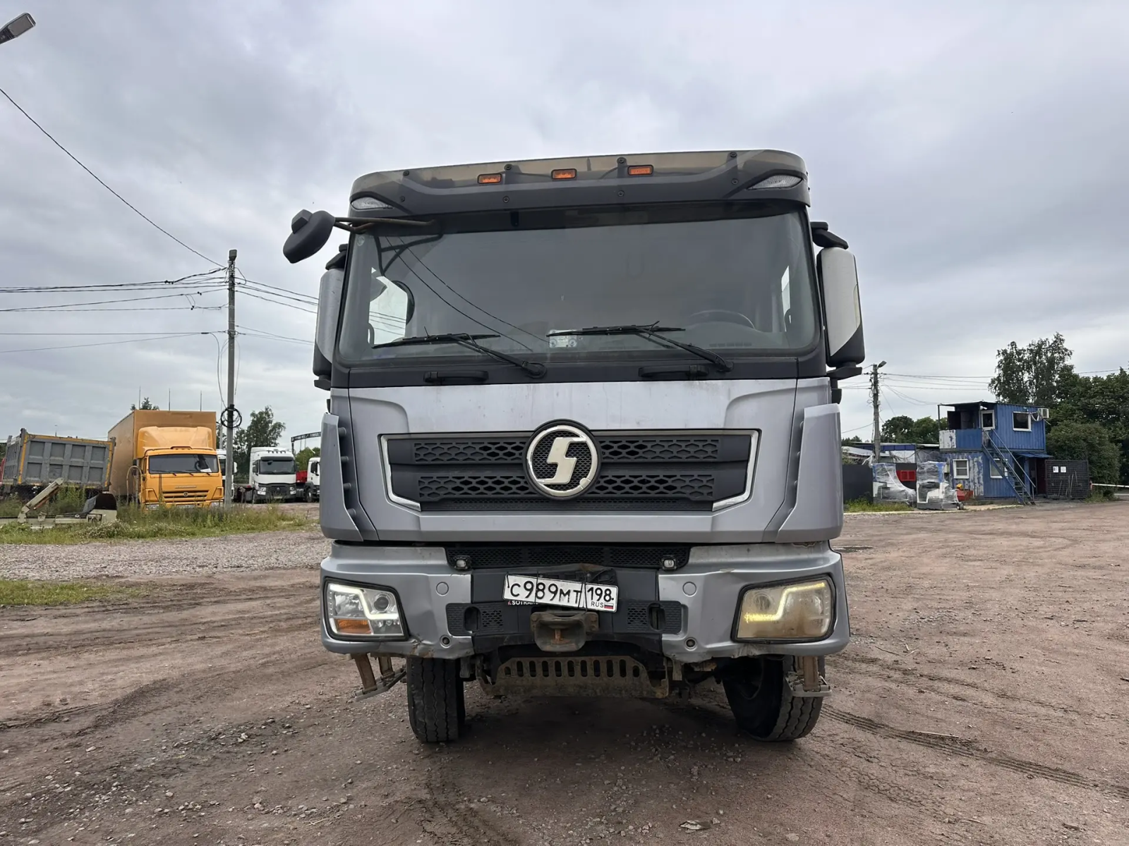 Shacman (Shaanxi) SX* 8x4 Самосвал SX33186V366 (Дизельный, 11,6 л, 423 л.с., МТ), 2023г., 263937 км