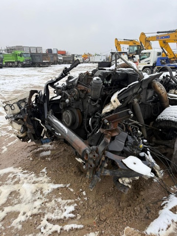 КамАЗ М1840 4x2 Седельный тягач 5490-S5 (Дизельный, 12,0 л, 401 л.с., МТ)