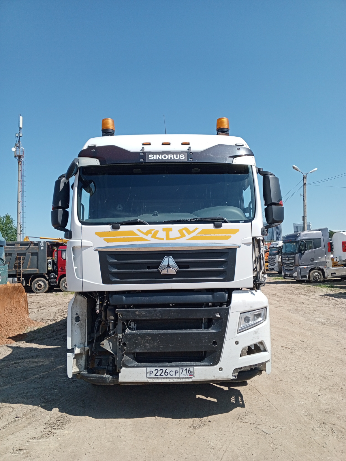SITRAK C7H 4x2 Седельный тягач ZZ4186V361HE (Дизельный, 12,4 л, 480 л.с., АТ)