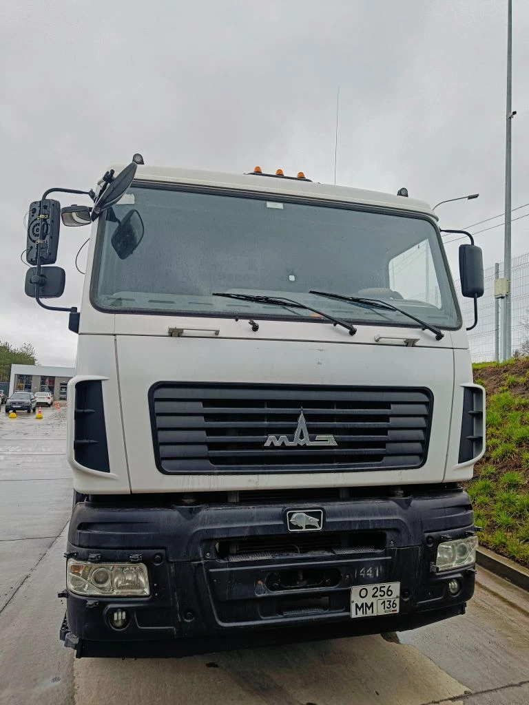 МАЗ 6312 6x4 Зерновоз 553544 (Дизельный, 11,6 л, 423 л.с., МТ)