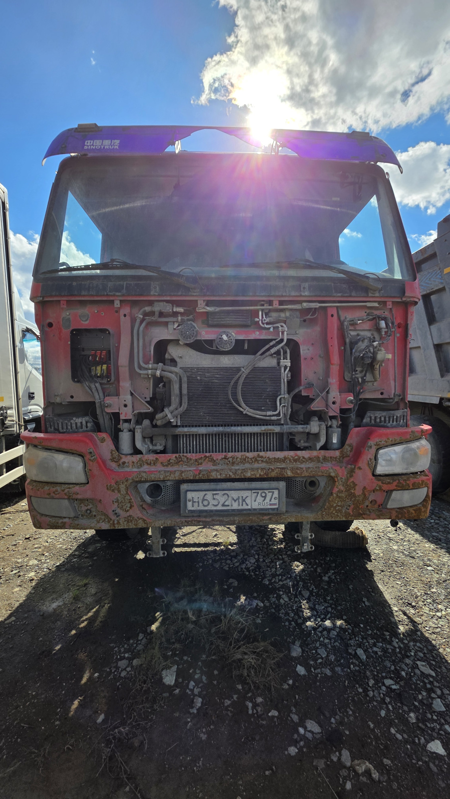 Howo ZZ* 8x4 Самосвал ZZ3407S3867E (Дизель, 9,7 л, 373 л.с, МТ)