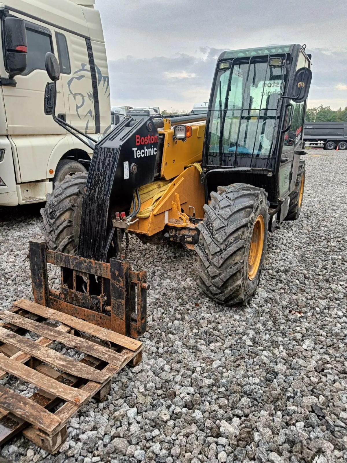 WELIFT T30* Телескопический погрузчик Т30D (Дизельный, 3,9 л, 105 л.с., АТ)