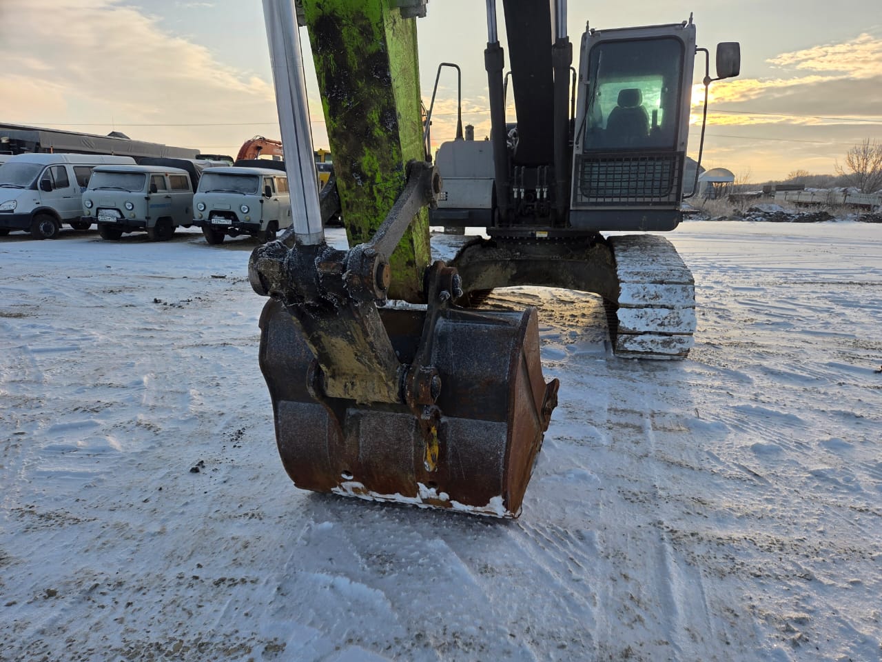 Zoomlion ZE215 Экскаватор ZE215E (Дизельный, 5,9 л, 152 л.с., АТ)