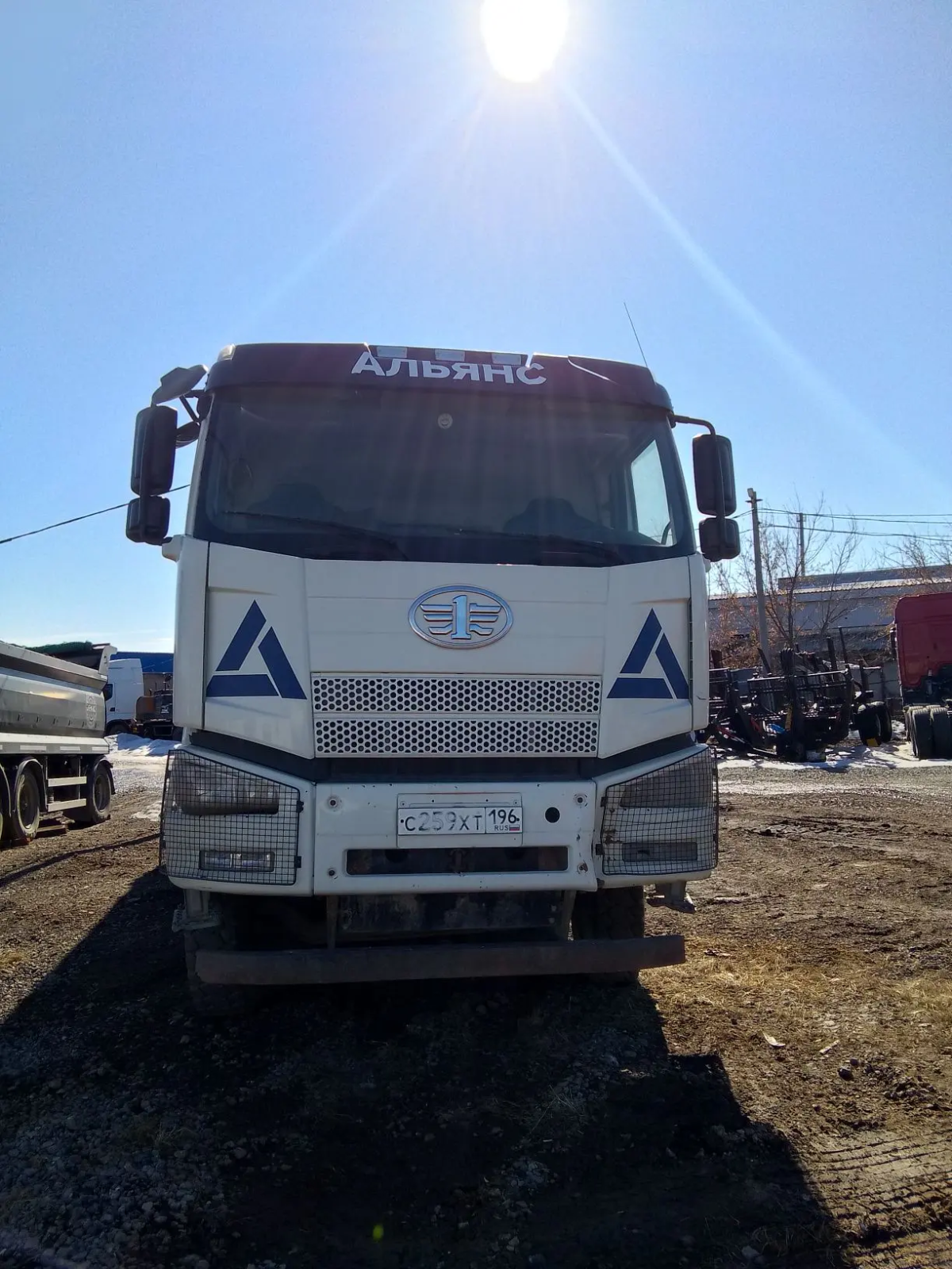 FAW J6 8x4 Самосвал CA3310P66K24T4E5 (Дизельный, 11,1 л, 420 л.с., МТ)