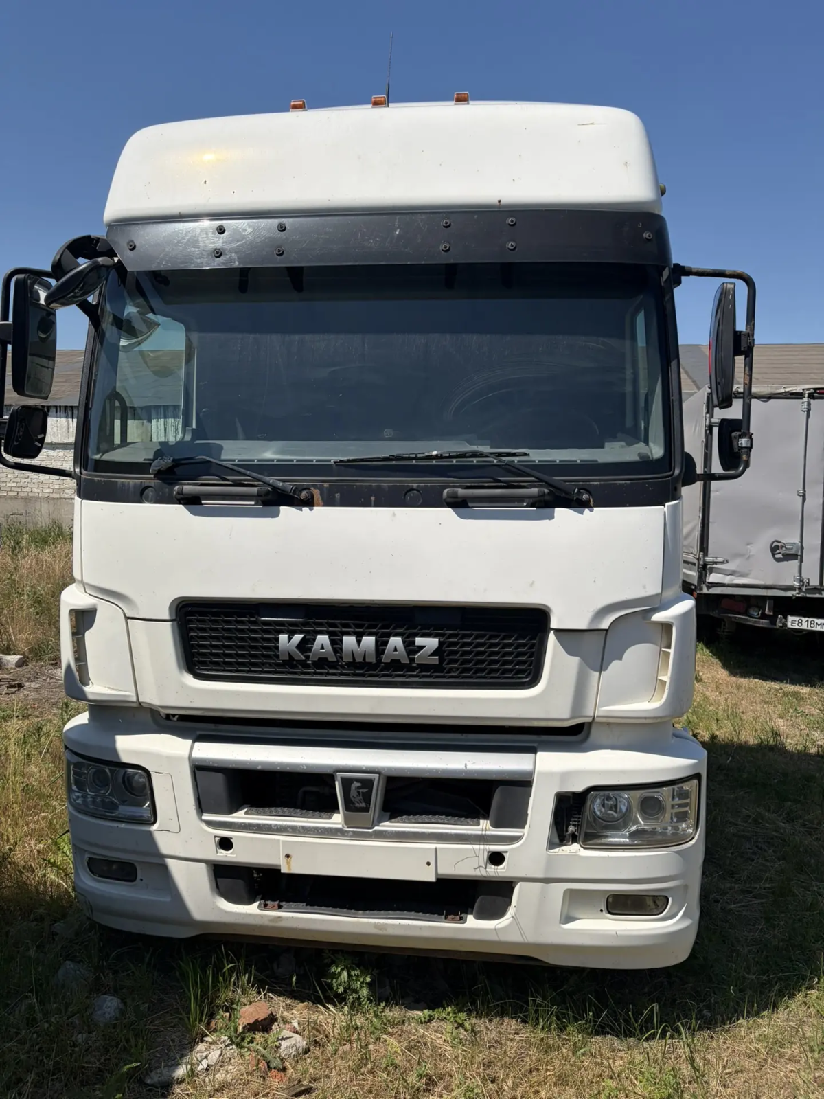 КамАЗ 5490 4x2 Седельный тягач 5490-022-87(S5) (Дизельный, 12,0 л, 401 л.с., МТ)