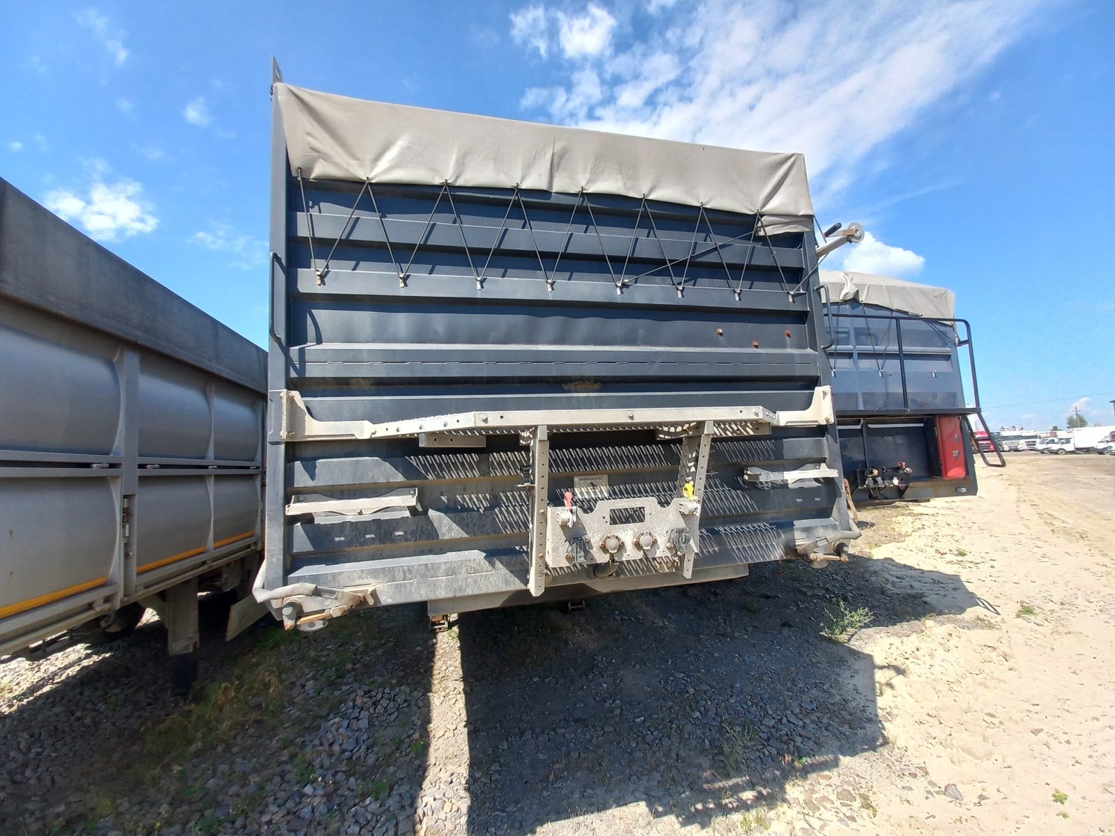BONUM 9142* Полуприцеп зерновоз 914295-02