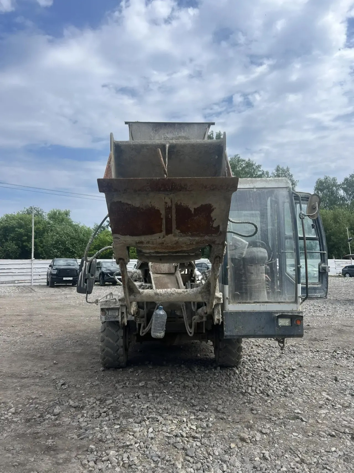 YUGONG SDM* Автобетоносмеситель с самозагрузкой SDM3000 (Дизельный, 4,3 л, 103 л.с., АТ), 2023г., 7606 км