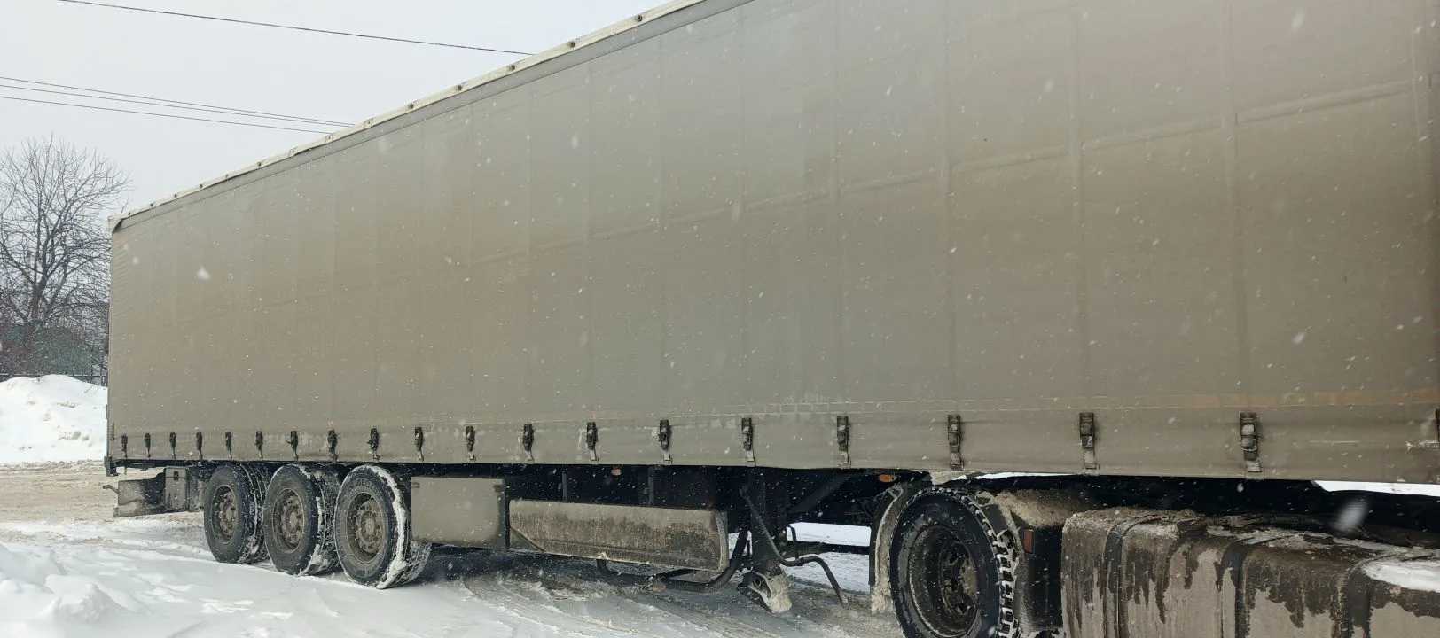 KOLUMAN S Полуприцеп шторный S-3 (длина 13,6 м.)