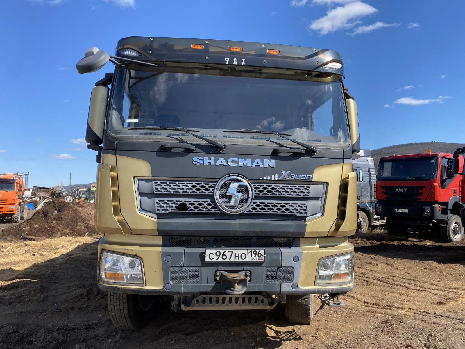 Shacman (Shaanxi) SX* 8x4 Самосвал SX33186V366 (Дизельный, 11,6 л, 423 л.с., МТ)