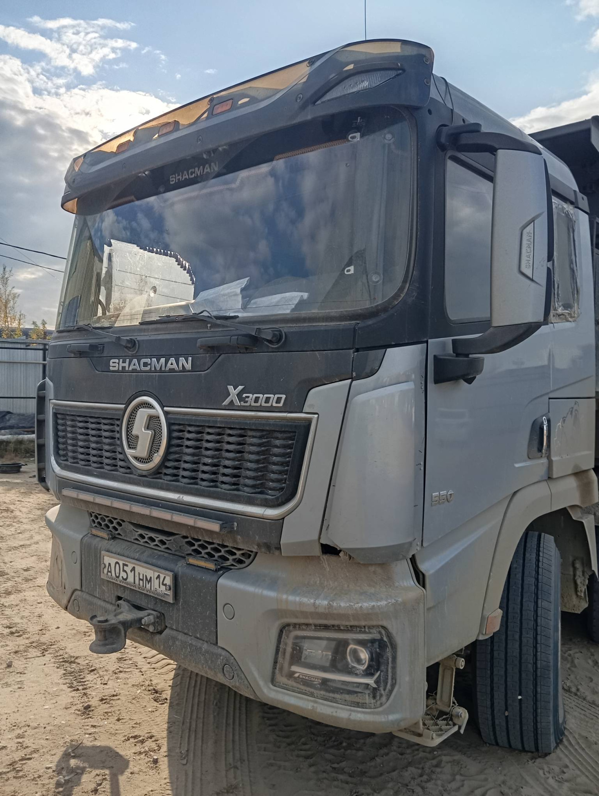 Shacman (Shaanxi) SX* 8x4 Самосвал SX331863366 (Дизельный, 12,5 л, 551 л.с., МТ)