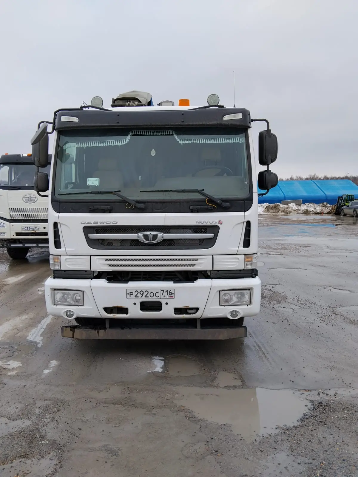 Daewoo NOVUS 6x4 Эвакуатор с КМУ 5046M3 (Дизельный, 7.6 л, 339 л.с. МТ)