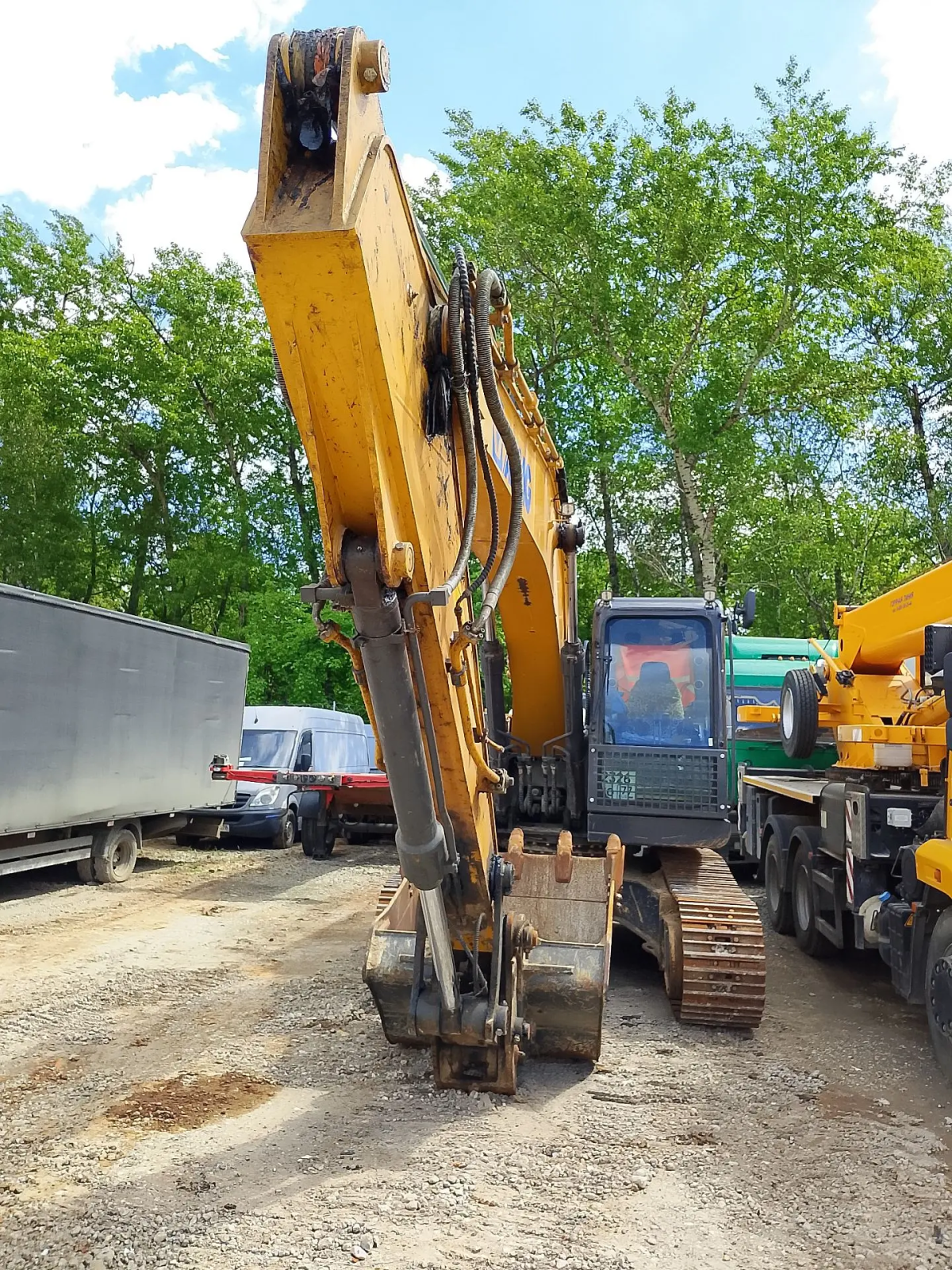 XCMG XE225 Экскаватор XE225DN( Дизельный, 6,7 л. 169 л.с. АТ)