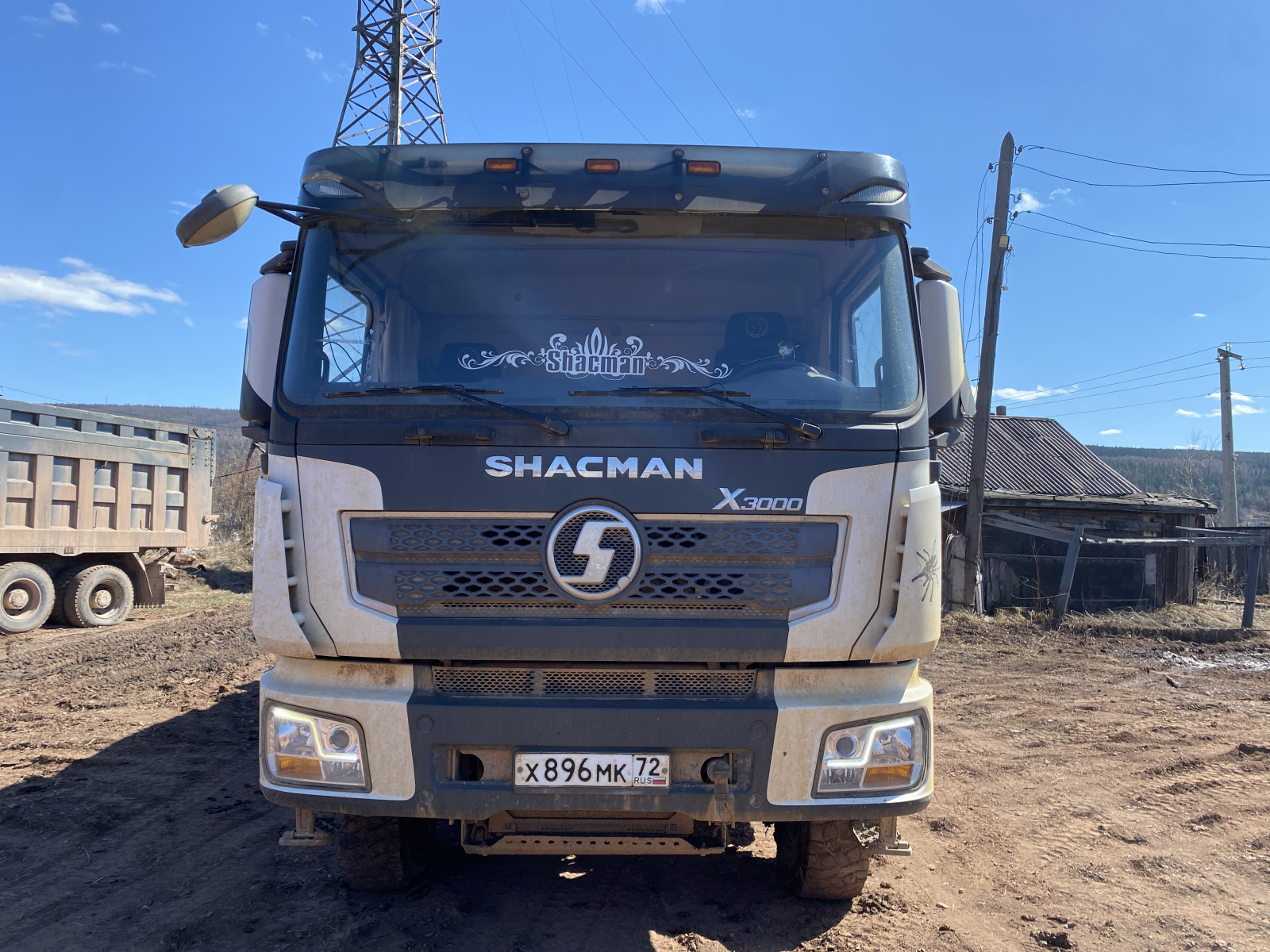Shacman (Shaanxi) SX* 6x6 Самосвал SX32586T385 (Дизельный, 11,6 л, 369 л.с., МТ), 2022г., 140603 км